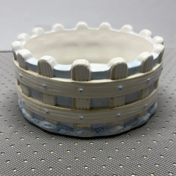 Vintage Yankee Candle Ceramic Holder White Fence Farmhouse Decor - Picture 1 of 7